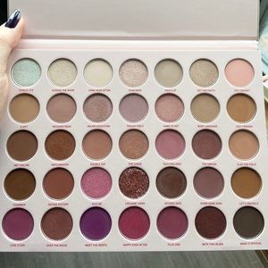 Morphe 35XO Natural flirt palette